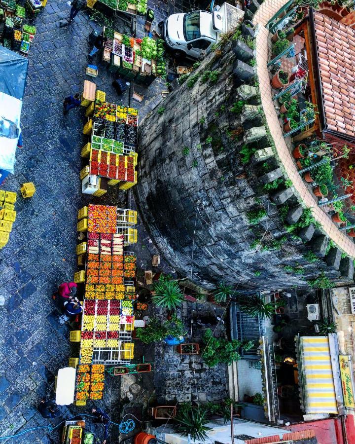 Napoli Central Gate 외부 사진